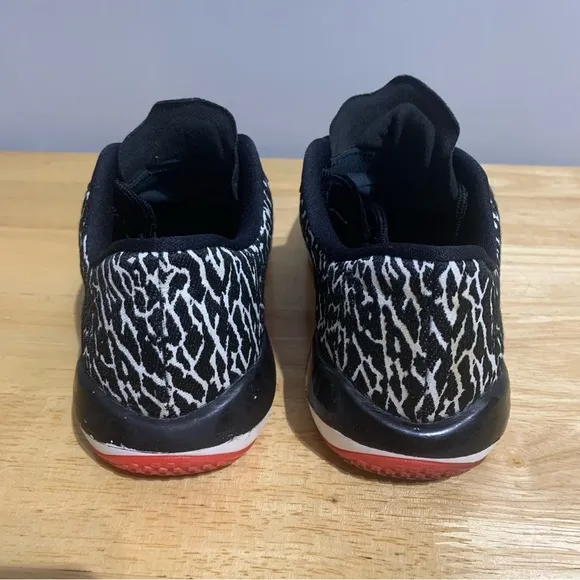 Jordan Trainer 1 Low Elephant Infrared Nike Boys Size 7Y‎ Shoes Women 8.5