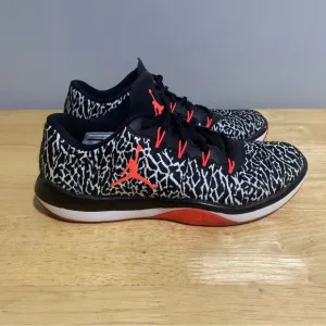Jordan Trainer 1 Low Elephant Infrared Nike Boys Size 7Y‎ Shoes Women 8.5