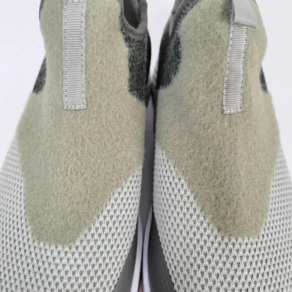JSLIDES Multi Knit pull on comfort Sneakers Green | size 6