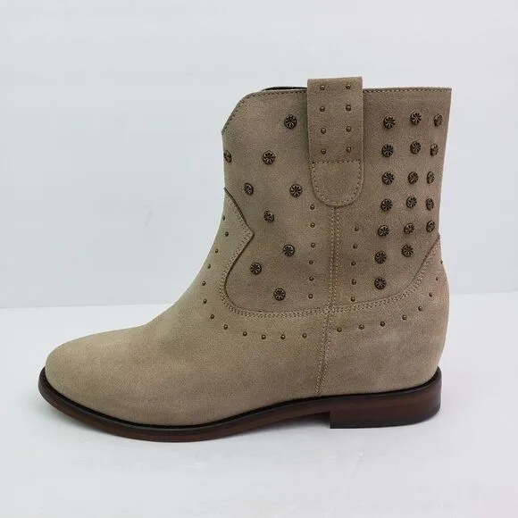Kanna Womens Size 38 US 7-7.5 Beige Suede Studded Side Zip Ankle Booties Shoes