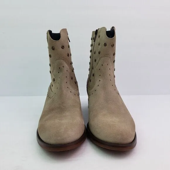 Kanna Womens Size 38 US 7-7.5 Beige Suede Studded Side Zip Ankle Booties Shoes
