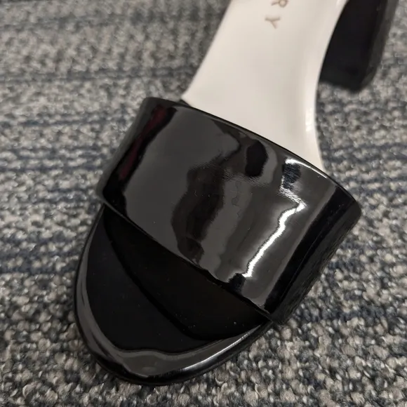Katy Perry The Liz Heels Black White Size 6.5