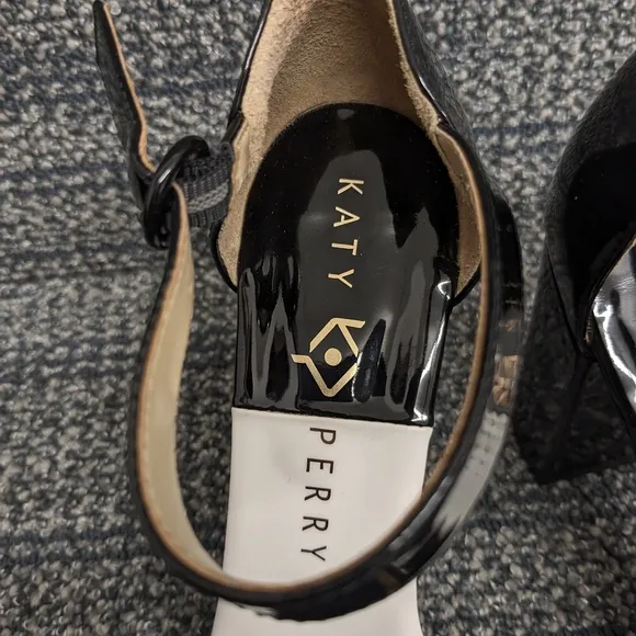 Katy Perry The Liz Heels Black White Size 6.5
