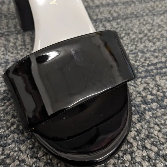 Katy Perry The Liz Heels Black White Size 6.5