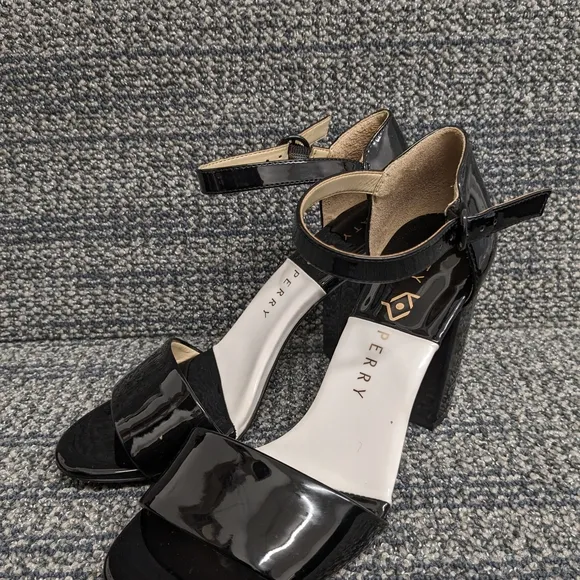 Katy Perry The Liz Heels Black White Size 6.5