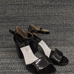 Katy Perry The Liz Heels Black White Size 6.5