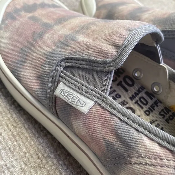KEEN Footwear Eldon Slip-On Canvas Sneakers In Gray &amp; Light Pink Tie Dye Print