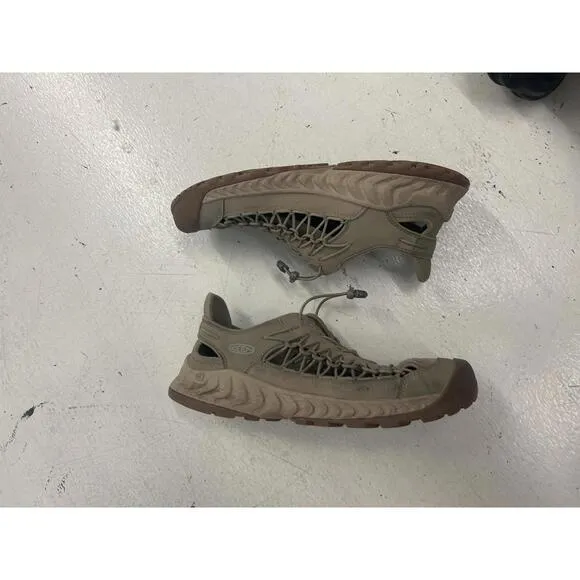 Keen Outdoor Adventure Shoes - Lightweight and Durable