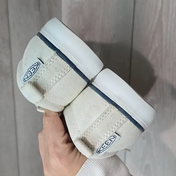 Keen Women Casual Canvas Sneakers Shoes Sz 8.5
