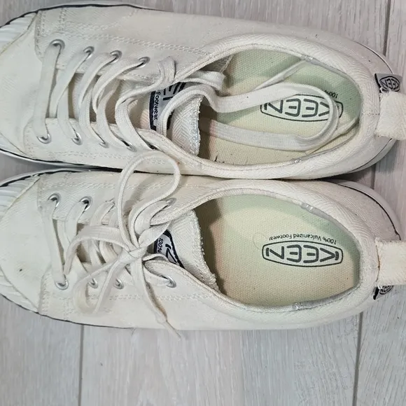 Keen Women Casual Canvas Sneakers Shoes Sz 8.5