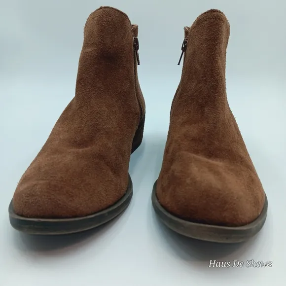 Kenzie Brown Suede zip up booties ankle boots