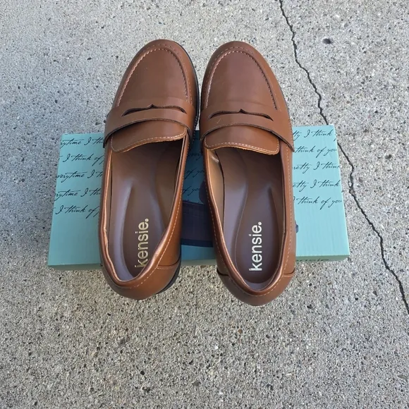 Kenzie Comfort Loafer Women Size 8.5