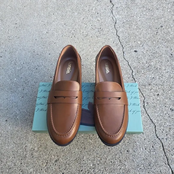 Kenzie Comfort Loafer Women Size 8.5