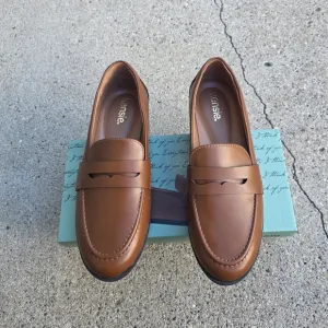 Kenzie Comfort Loafer Women Size 8.5