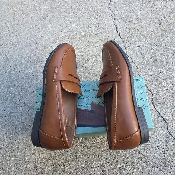 Kenzie Comfort Loafer Women Size 8.5