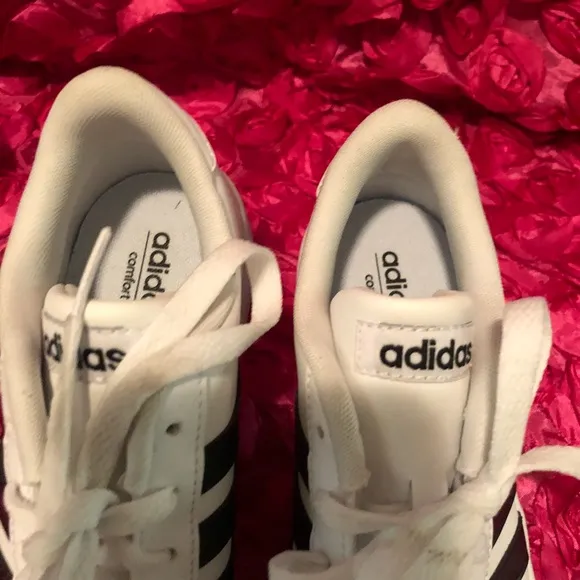 Kid adidas Baseline K
