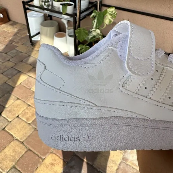 KID'S Adidas Forum Low J Triple White FY7981