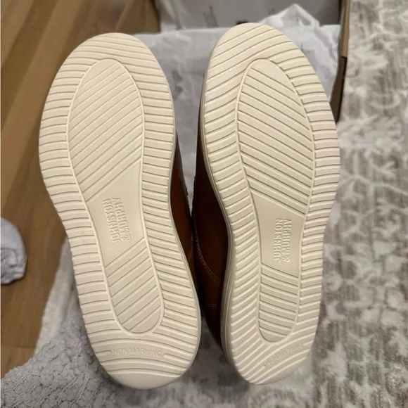 Kids Johnston &amp; Murphy shoes