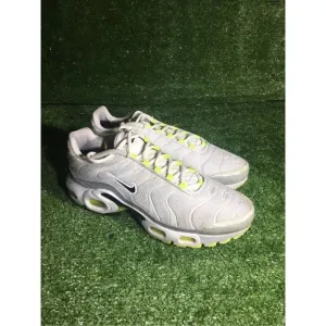 Kids Nike Air Max Plus 7Y GS Youth Women 8.5 Shoes Platinum Grey Green