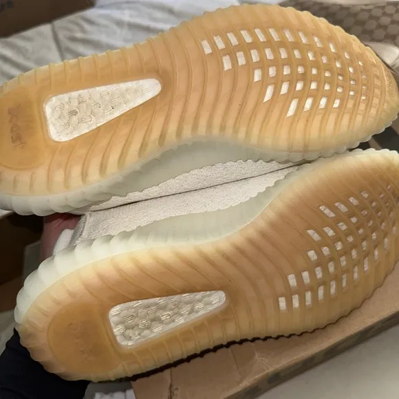Kids Yeezy Boost 350 V2 Cream White Sneakers