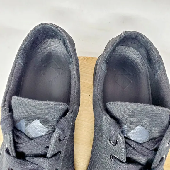 KOIO Capri Shoes Mens 42 Triple Black Canvas Lace Up Sneaker Comfort Italy