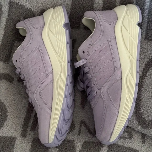 LABEL Go-To sneaker lavander suede NWT USA Men 9.5