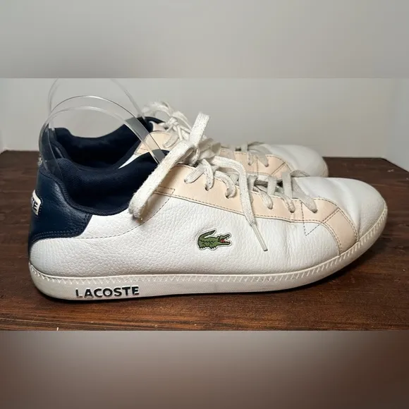 Lacoste Graduate LCR3 Mens Size US 9.5 Shoes White Lace Up Soft Leather Uppers.