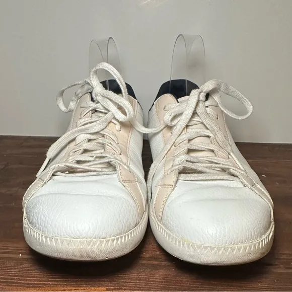 Lacoste Graduate LCR3 Mens Size US 9.5 Shoes White Lace Up Soft Leather Uppers.