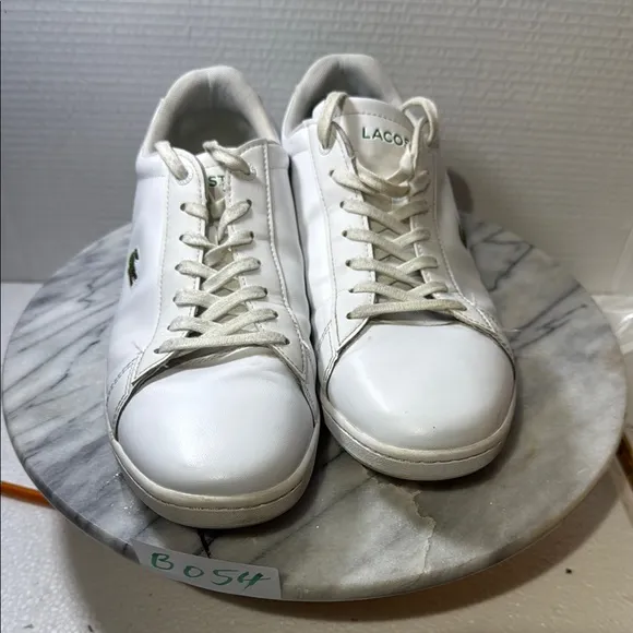 Lacoste Men's White Sneakers - pre-owned size: 11