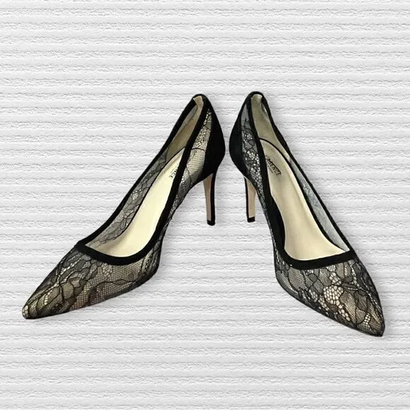 L’AGENCE Black Lace &amp; Suede Pumps