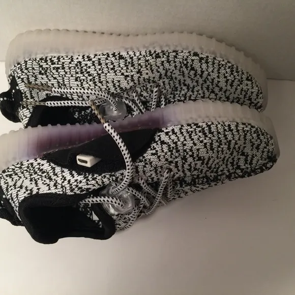 Ledz light up shoe size 13 kids girls black white
