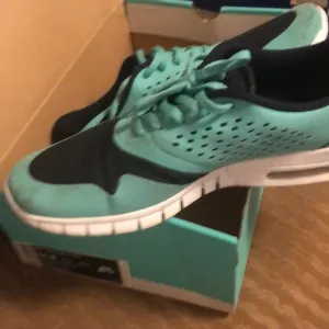 LIKE NEW 😍 Nike men shoes