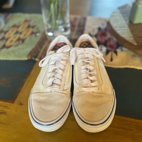 Like new Vans Skateboarding shoes