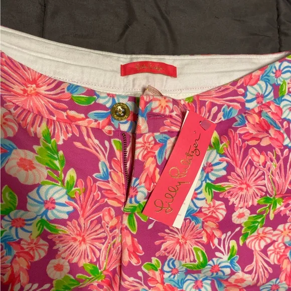 Lilly Pulitzer Moms the Word Buttercup Knit Stretch Shorts Pink Women Size 2 NWT