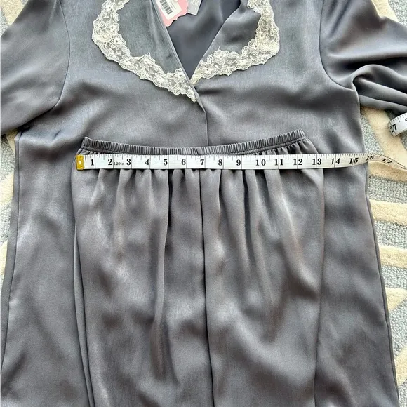 LISE WATIER Lingerie Satin Silky Pajama Set Medium Gray Loungewear