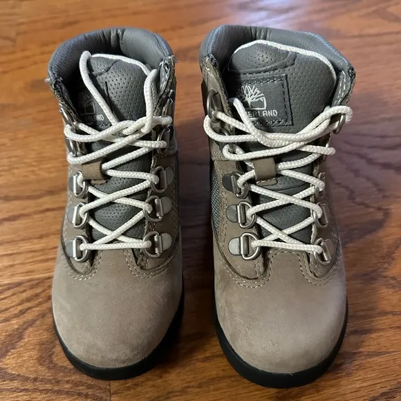 Little Boys Toddler Timberland 6 Inch Field Toddlers Boots Grey/Black Sz 9 NWOT