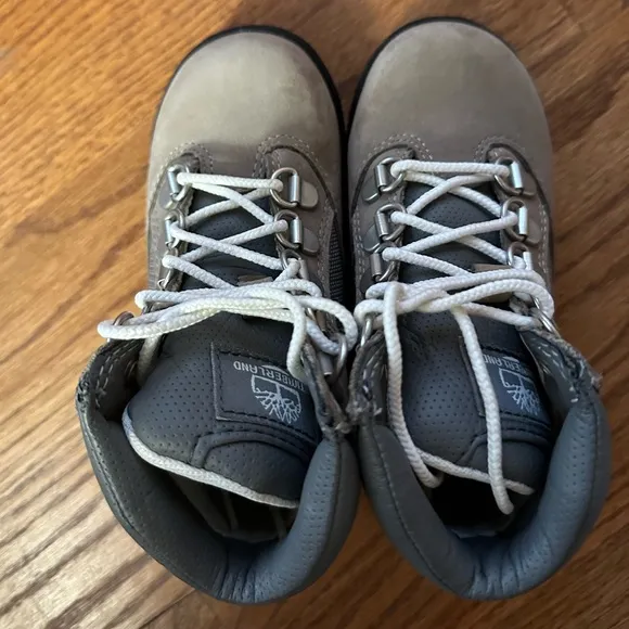Little Boys Toddler Timberland 6 Inch Field Toddlers Boots Grey/Black Sz 9 NWOT