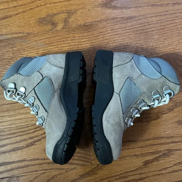 Little Boys Toddler Timberland 6 Inch Field Toddlers Boots Grey/Black Sz 9 NWOT
