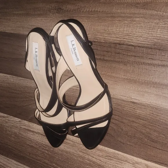 LK Bennett Addie Black Single Sole Mid Heel Sandal Size 38