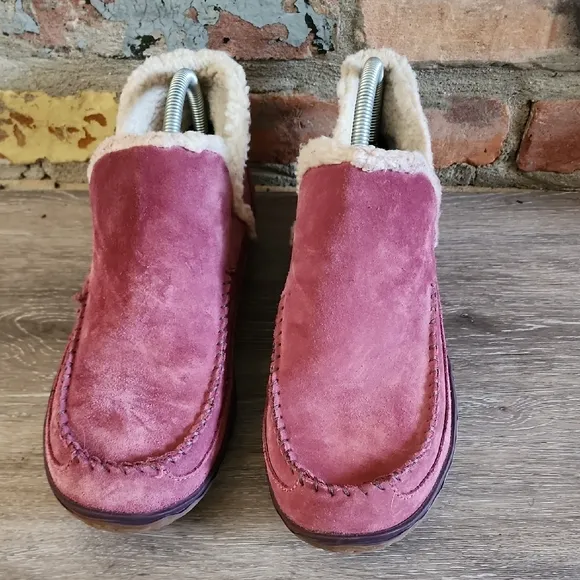 L.L. Bean Women's Suede Leather Wicked Good Slippers, Boot Moccasins Size 9M