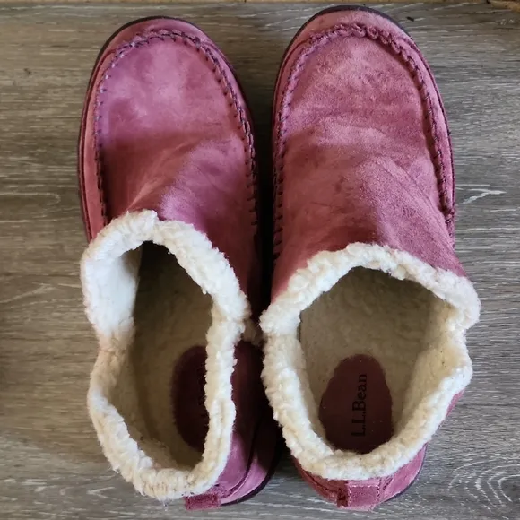 L.L. Bean Women's Suede Leather Wicked Good Slippers, Boot Moccasins Size 9M