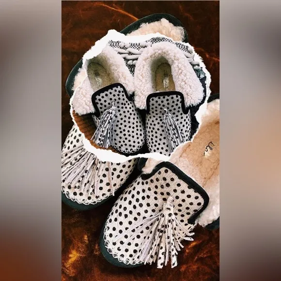 Llani Mini Dot Shearling Moccasins