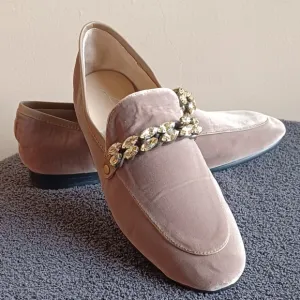 LOLA CRUZ LOAFERS