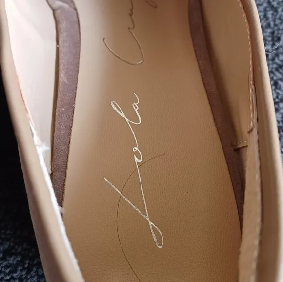 LOLA CRUZ LOAFERS