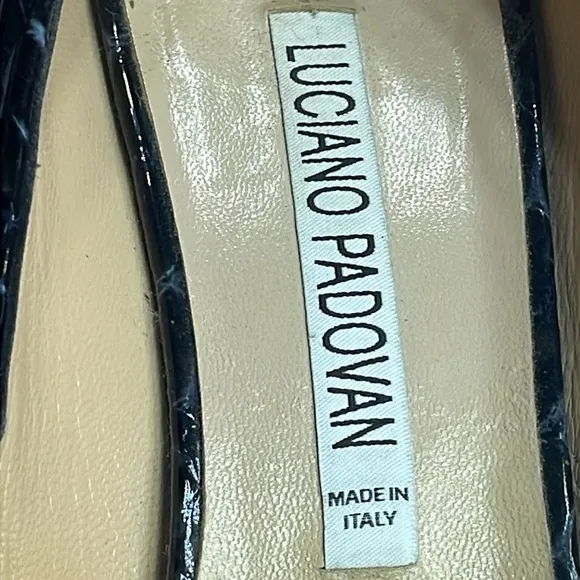 Luciano‎ Padovan High heel shoes with black and red crocodile skin sole, 35