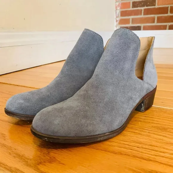 LUCKY BRAND SUEDE SHOES BOOTIES HEEL Size 7.5 37.5 M EXCELLENT