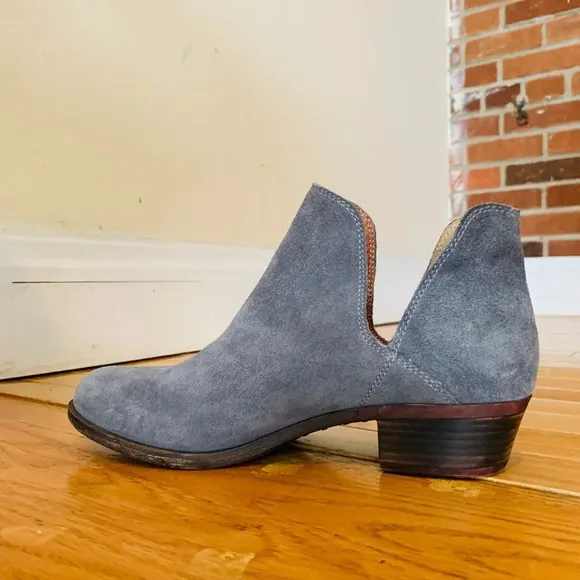 LUCKY BRAND SUEDE SHOES BOOTIES HEEL Size 7.5 37.5 M EXCELLENT