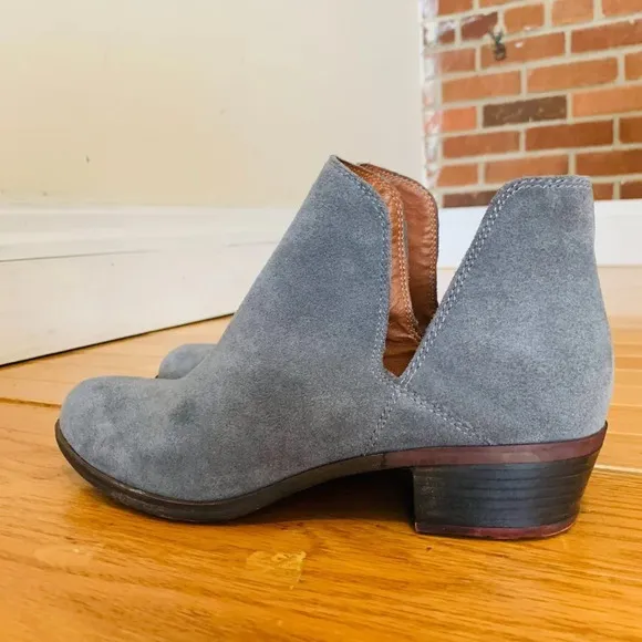 LUCKY BRAND SUEDE SHOES BOOTIES HEEL Size 7.5 37.5 M EXCELLENT