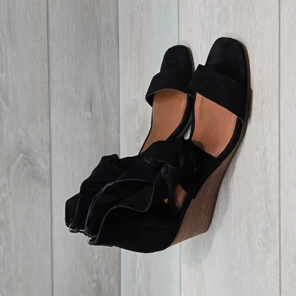 Lucky Brand Women Tammanee Ankle Suede Wedge heel shoes sz 9.5M