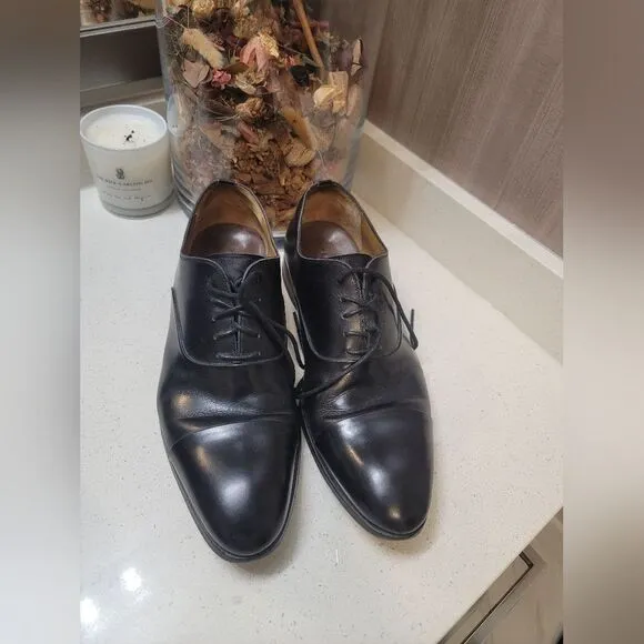 Magnanni dress shoes 10.5 B